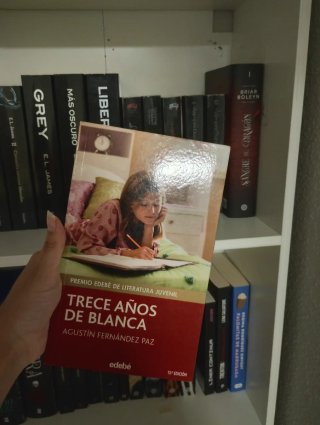 Libro trece años de blanca