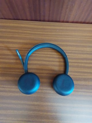 Auriculares Poly Voyager 4320