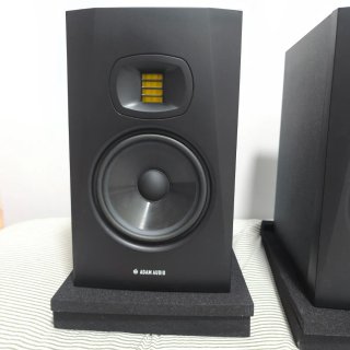 Adam Audio T7V Monitores Estudio (Par)
