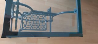 Mesa auxiliar cristal y metal