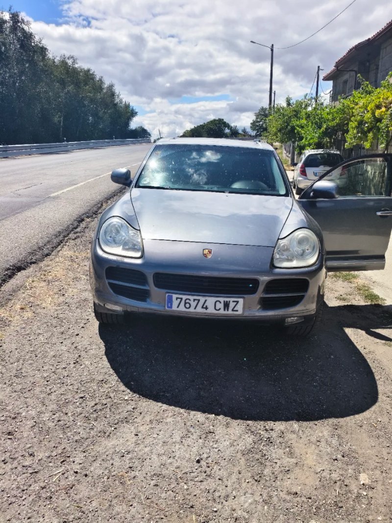 Porsche Cayenne 2004 - foto 1
