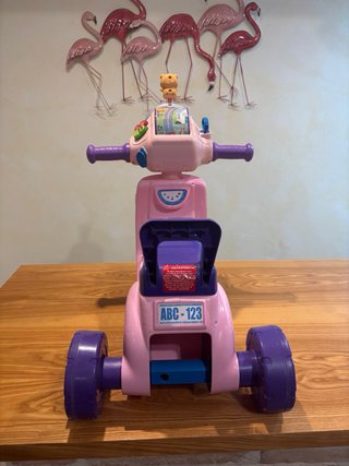 Triciclo Vtech Rosa con Osito