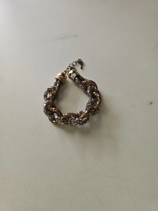 Pulsera fashion dorada y plateada