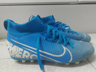Zapatillas fútbol tacos Nike y Kipsta n° 34