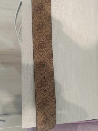 Cinturón Guess Reversible Marrón y Dorado