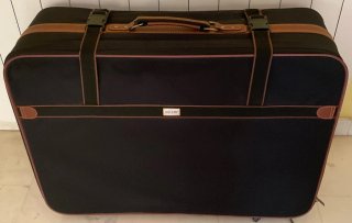 Maleta de viaje HOcean negra y marrón