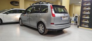¡¡140.000KM!! Ford Focus 2005