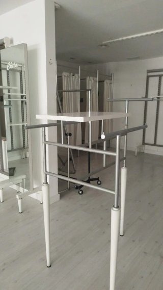 Mobiliario Tienda Ropa