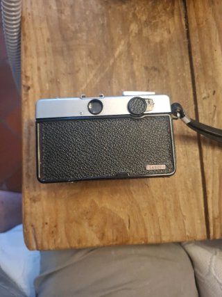 Fujica Compact 35 Cámara Analógica con telémetro