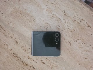 Samsung Galaxy Z Flip 5