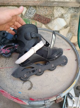 Patines en línea negros