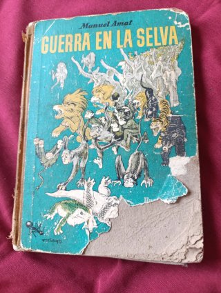 Antiguo libro 1943, "guerra en la selva"