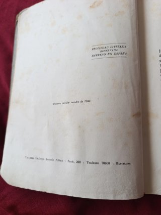 Antiguo libro 1943, "guerra en la selva"