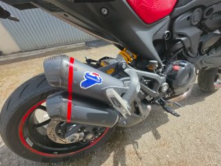 Ducati Monster 937 SP Roja y Negra