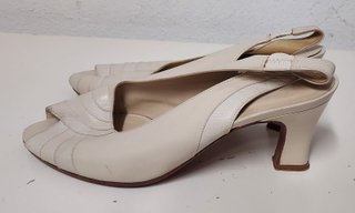 Zapatos Slingback Beige Balenciaga talla 36