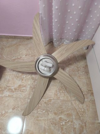 2 Ventiladores de Techo Madera y Plata
