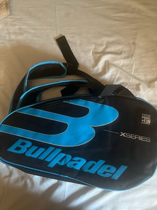 Paletero Bullpadel XSeries Negro/Azul Nuevo