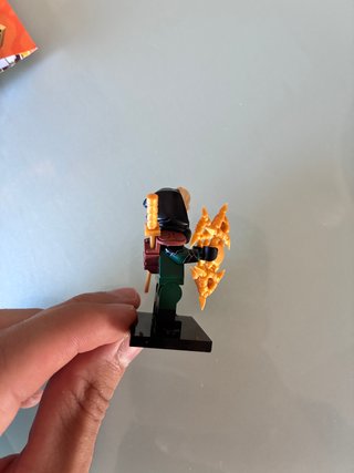 Minifigura Lego Ronin Misterioso 71052