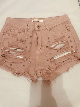 Shorts vaqueros rosas con tachuelas Talla S 5€