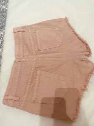 Shorts vaqueros rosas con tachuelas Talla S 5€