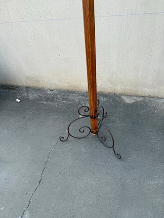 Perchero antiguo madera y hierro