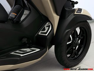 YAMAHA TRICITY 300 -APTA B Y A2-
