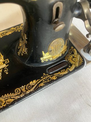 Máquina de coser Singer antigua