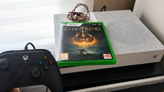 Xbox One + Elden Ring + Mando Cable