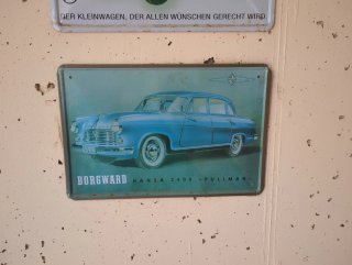 Matriculas y placas de vehículos antiguas.