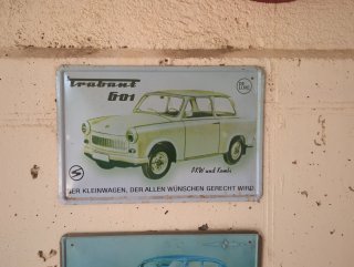 Matriculas y placas de vehículos antiguas.