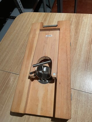 Jamonero Arcos de madera con accesorios