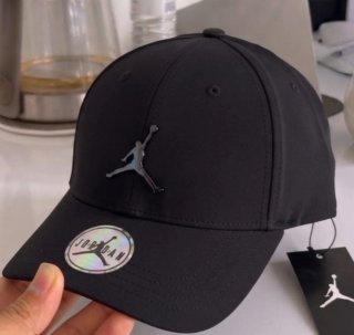 Gorra Jordan Negra Logo Jumpman