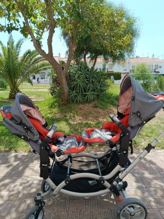 Silla de paseo gemelar, marca BambinoWorld naranja