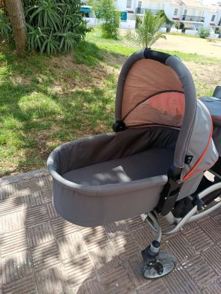 Silla de paseo gemelar, marca BambinoWorld naranja