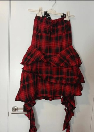 Vestido gótico con volantes