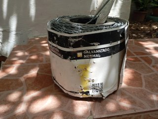 Carrete Alambre de Espino Galvanizado 250 M