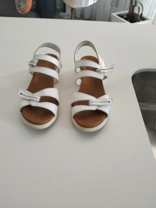 Sandalias de piel mujer blancas