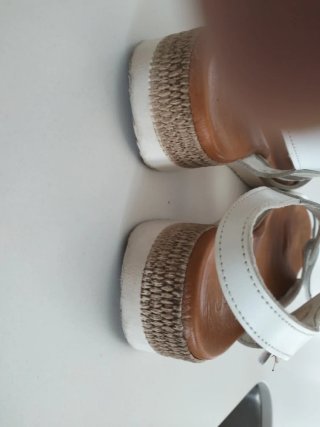 Sandalias de piel mujer blancas