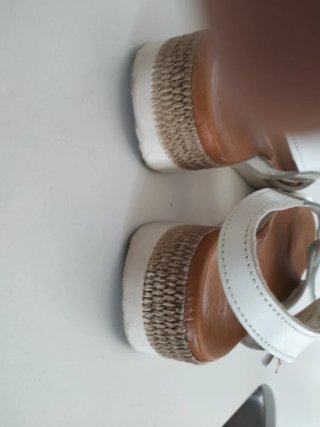 Sandalias de piel mujer blancas