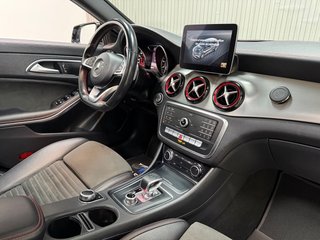 Mercedes-Benz CLA 45 AMG 381 CV // 121000 KMS !!!