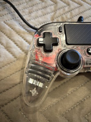 Mando Nacon Compact LED PS4 Rojo