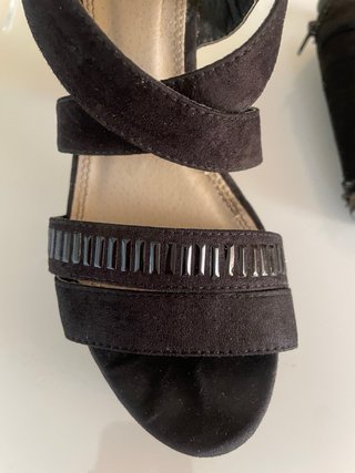Sandalias de tacón negras