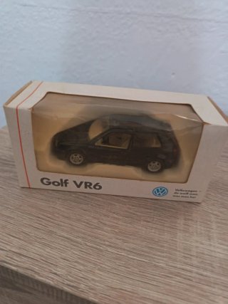 Volkswagen golf schabak