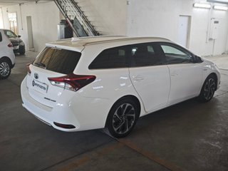 Toyota Auris 1.8 140H Active Touring Sports