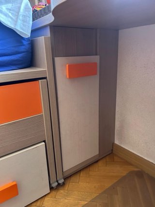 Dormitorio juvenil como nuevo