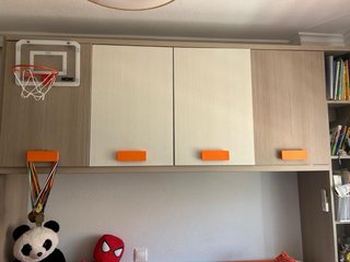 Dormitorio juvenil como nuevo