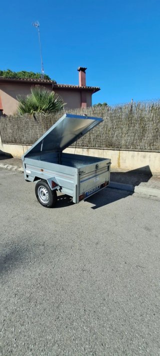 ​Remolque, 2015 de 750 kg fabricado en MAJE.