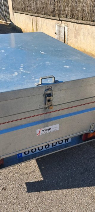 ​Remolque, 2015 de 750 kg fabricado en MAJE.