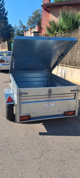 ​Remolque, 2015 de 750 kg fabricado en MAJE.