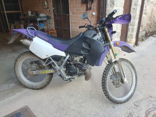 Suzuki RMX restaurada, carburador nuevo